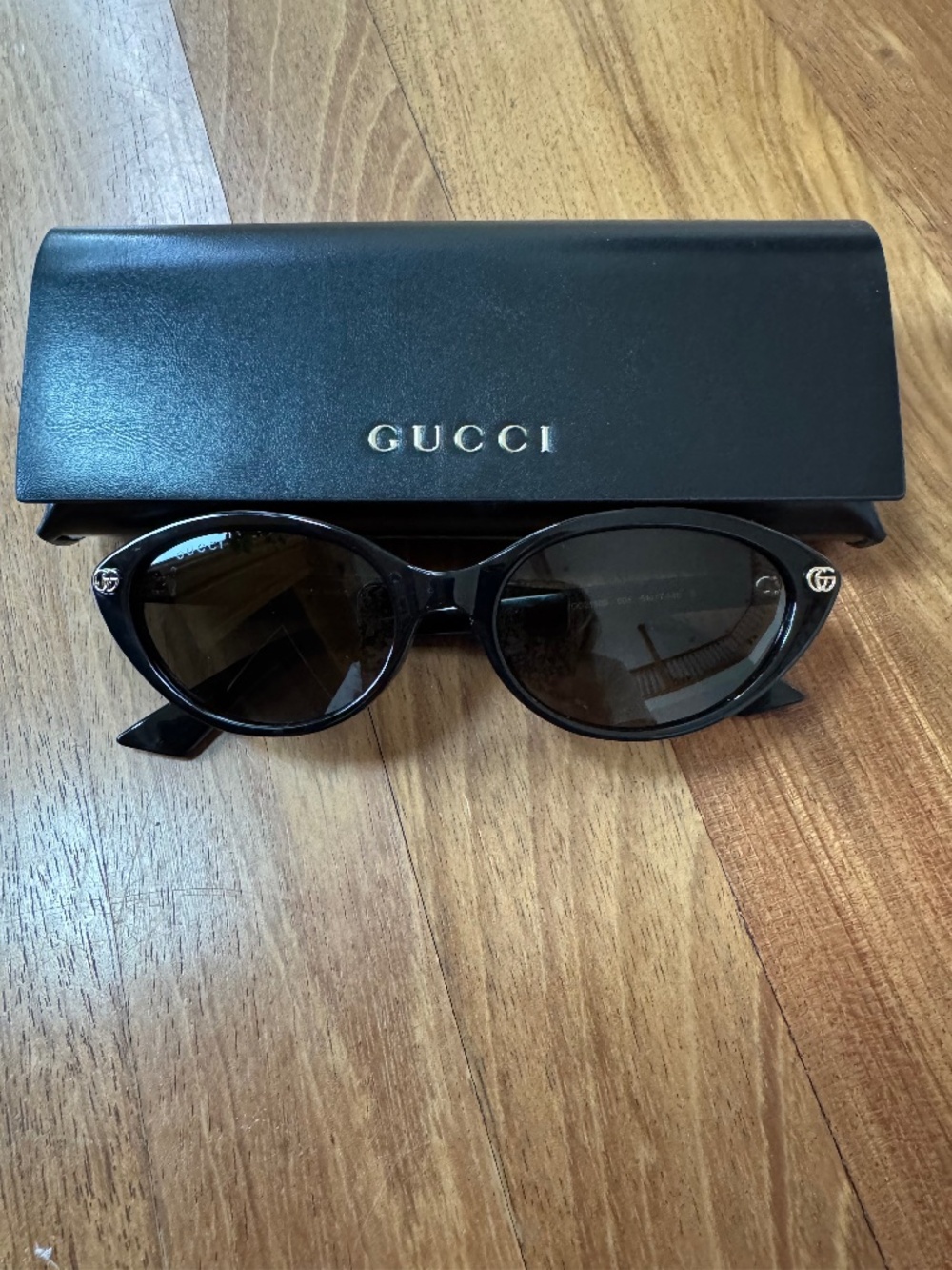 Sunglasses Gucci